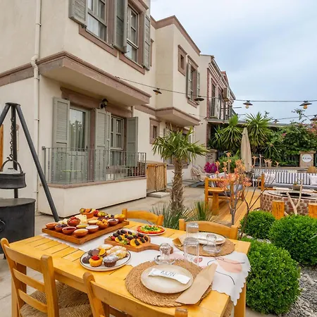 Ajlan Cunda Otel