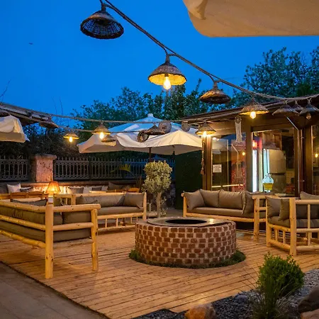 Ajlan Cunda Otel