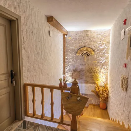 Ajlan Cunda Otel